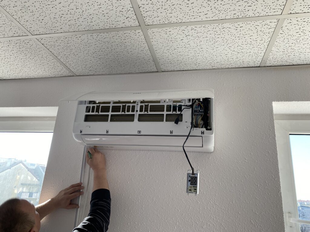 Usługa Serwisu oraz naprawy klimatyzacji